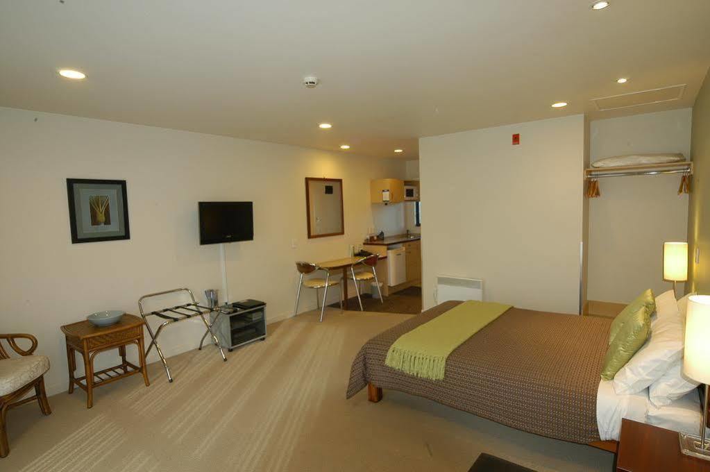 מוטואקה Nautilus Lodge Motel מראה חיצוני תמונה